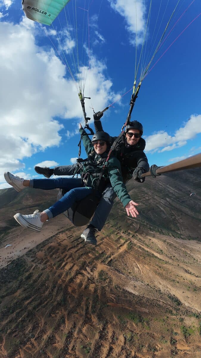 Vuelo en parapente biplaza en Mala, Lanzarote